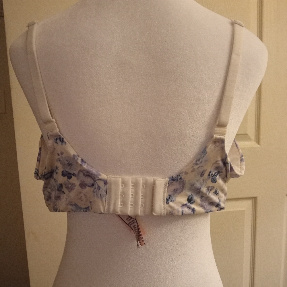 VS bra - Picture 2 of 3